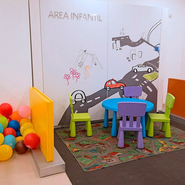 Concesionario Oficial Citroen Balmes Zona Infantil